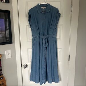 LOFT Sleeveless Dress